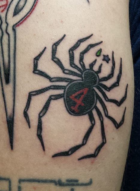 Featured image of post Hisoka Tattoo Spider Back