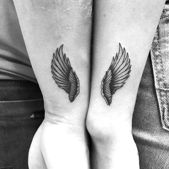 Featured image of post Tatuajes De Alas Para Parejas